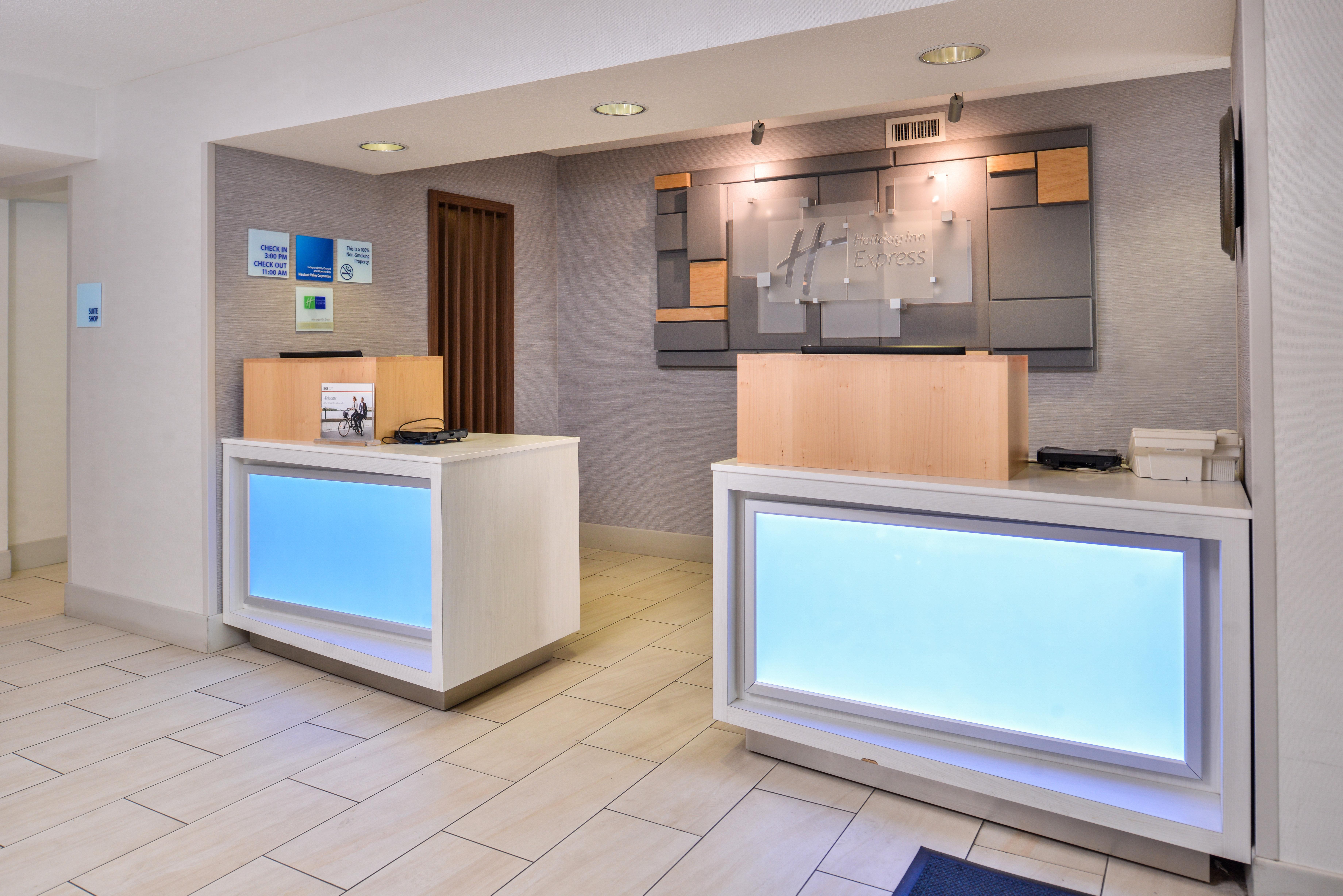Holiday Inn Express Westley By Ihg Exterior foto