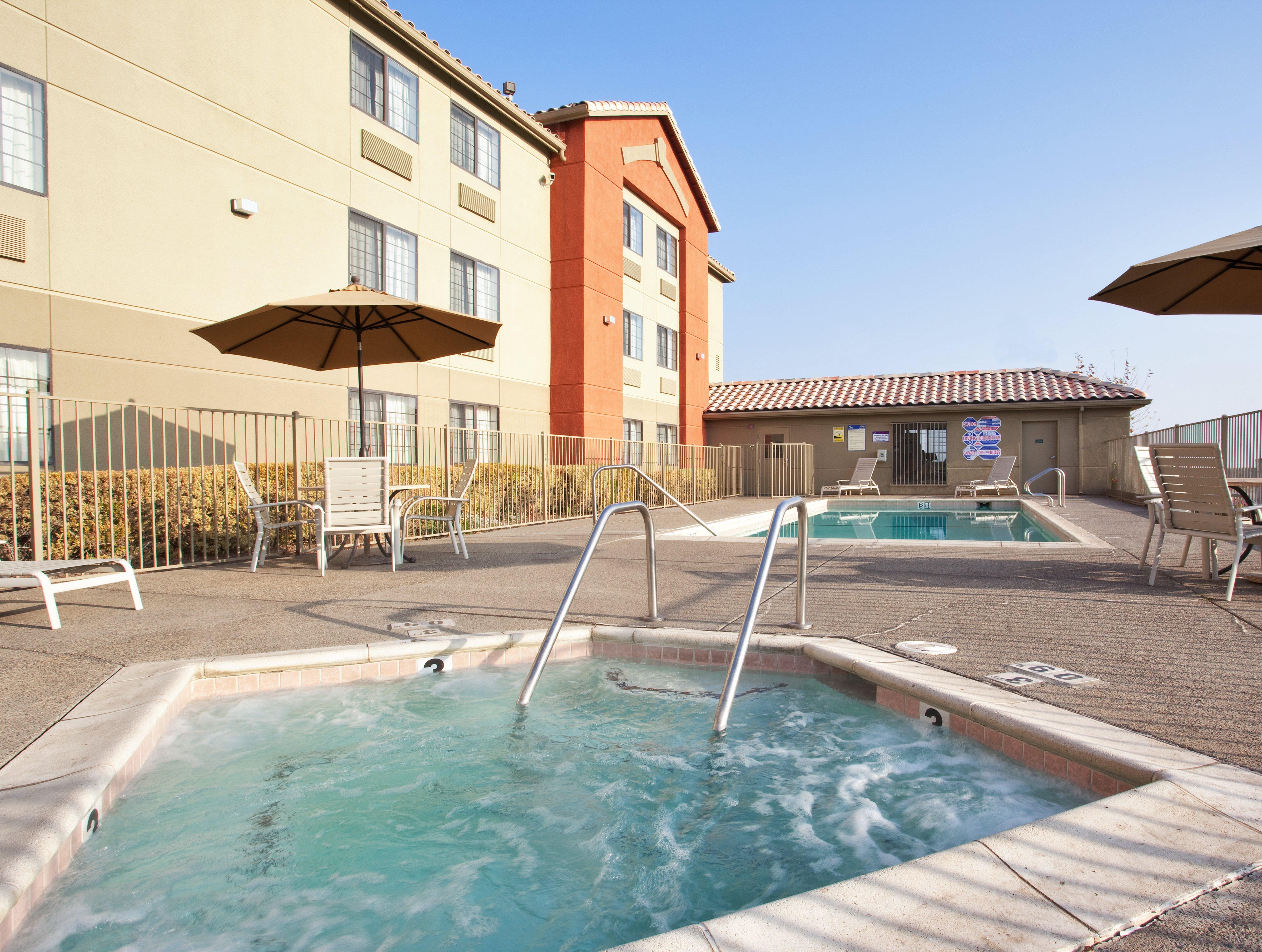 Holiday Inn Express Westley By Ihg Exterior foto